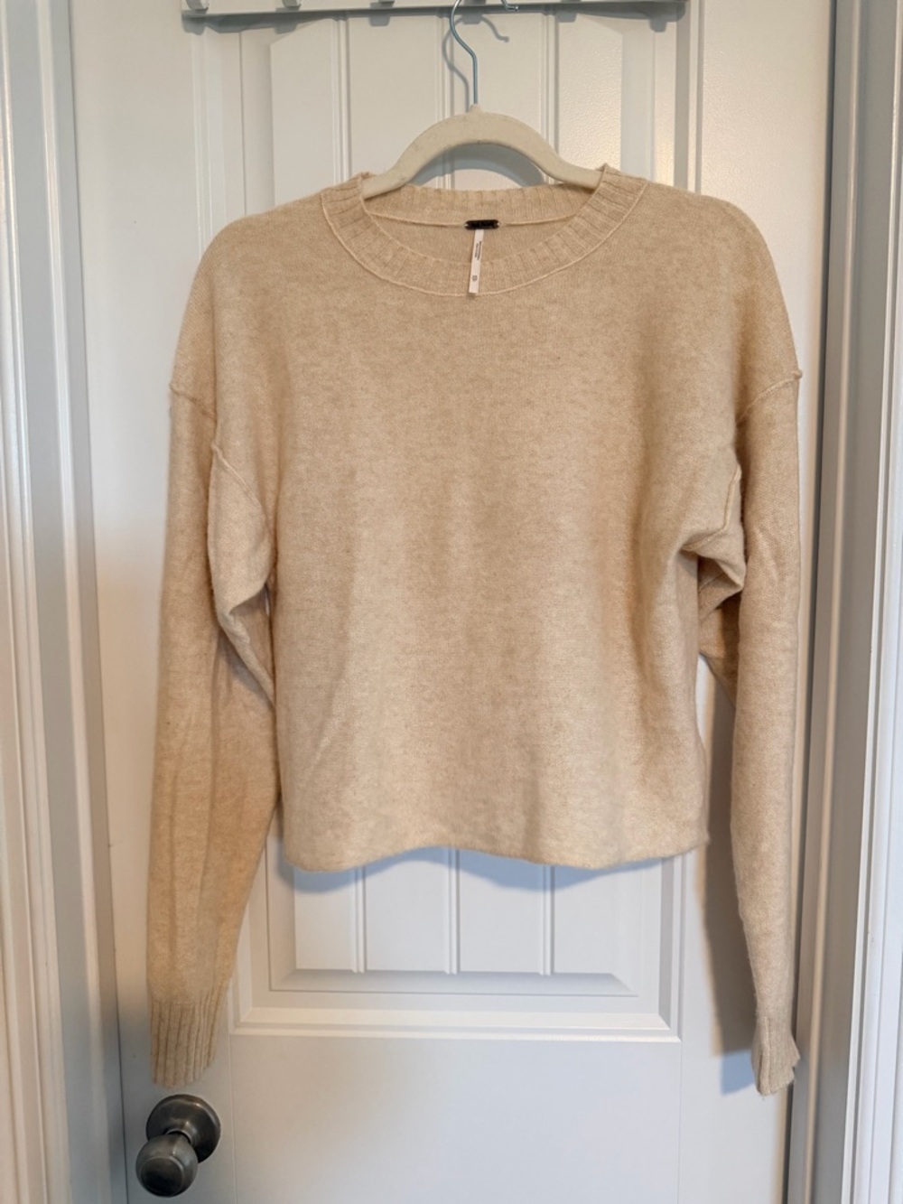 Free People 100% cashmere crewneck sweater oatmeal cropped size XS